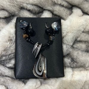 Neckless/earrings Murano glass set